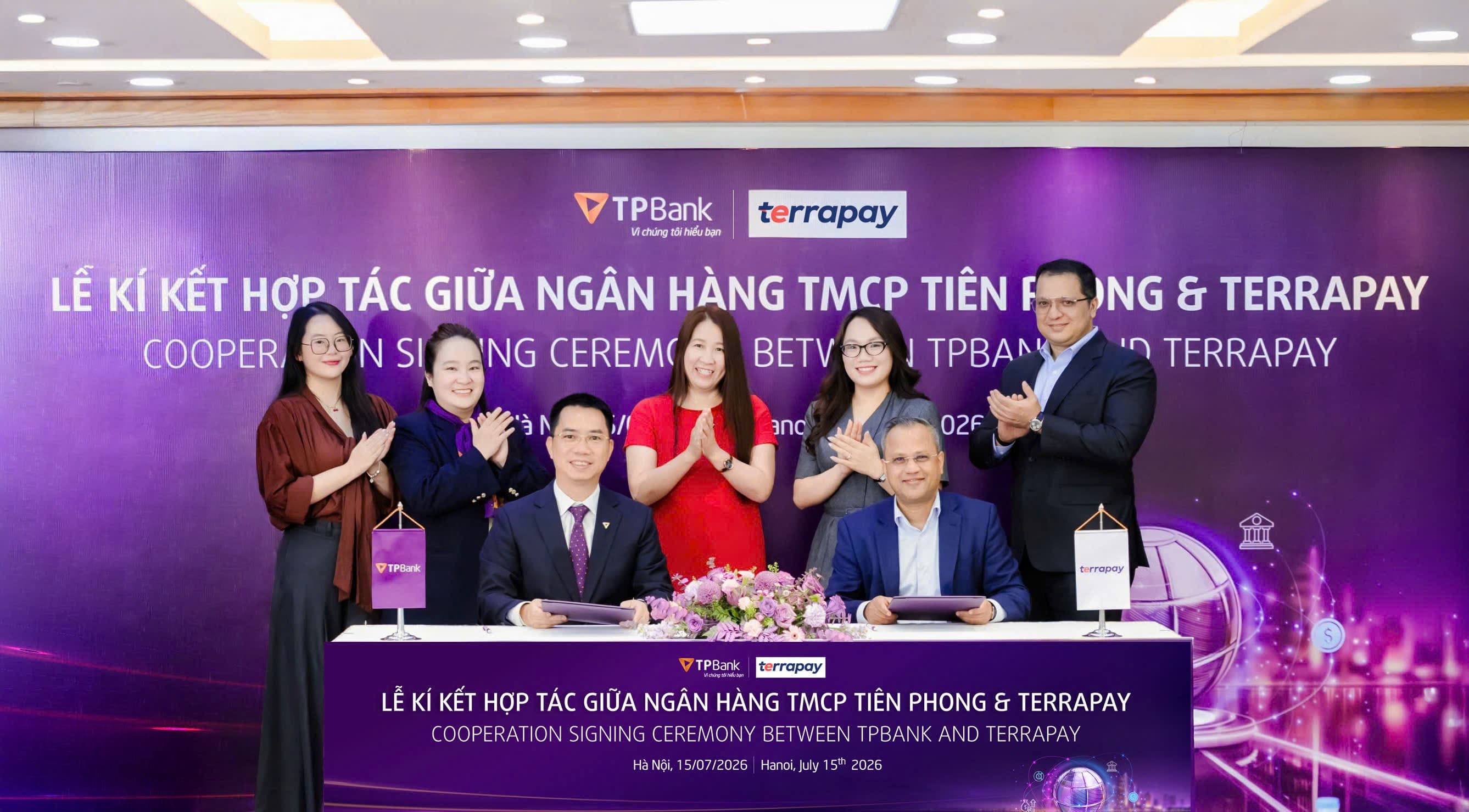 TPBank and TerraPay representatives at the signing ceremony for near-real-time cross-border payment services